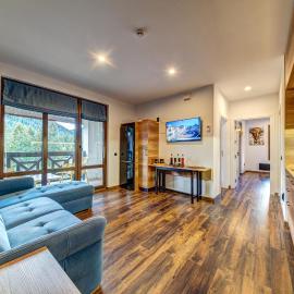 Home Away From Home Apartment 538