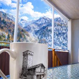 Hotel Dede, hotel i Lentekhi