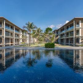 Baan Mai Khao, Luxury Beachfront Duplex 2BR Residence, hotel in Mai Khao Beach