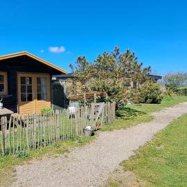 Zoute Bries, in Natuurgebied en vlakbij het Strand, hotelli kohteessa Callantsoog