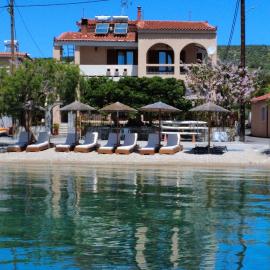 Glyfoneri Maizonettes, hotel in Glida