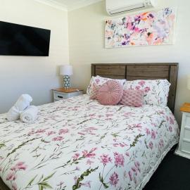 Worrigee 3BR/1BA Stay Heated Rooms Near Shops