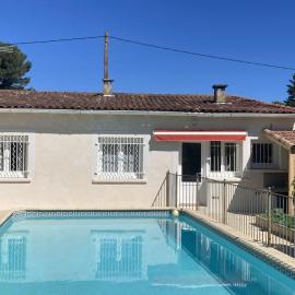 Maison de ville avec piscine