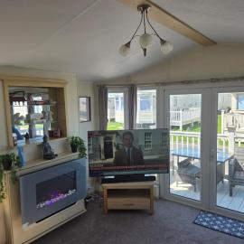 family holiday home, hotelli kohteessa Rhyl