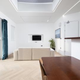 Harrow Boutique Suites, hotel u gradu Herou