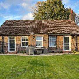Cosy Cottage, hotel a Crawley
