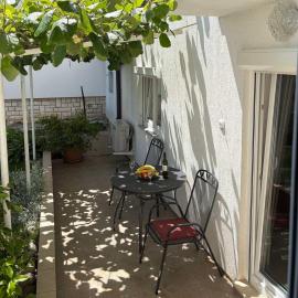 Apartman Aurora, hotel a Ičići