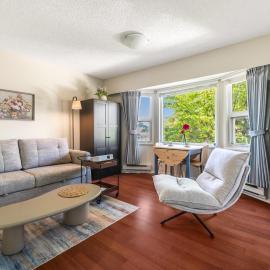 Bright and Cozy 1BR Suite, Quiet Coquitlam Stay, khách sạn ở Coquitlam