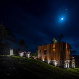 Studio Sunrise - Luxo, Romance e Natureza, hotell i Rancho Queimado