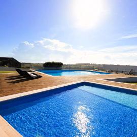 Carina Villas - House 4 - Pool Acess - Comfortable & Quiet