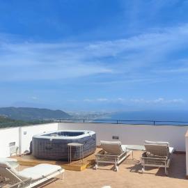 The Best Seaview from the Terrace with Jacuzzi, Relax & Pools - Dorotea Infinity