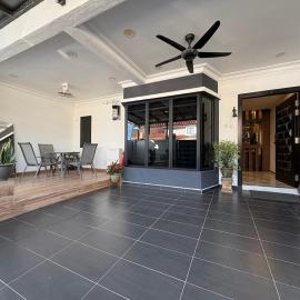 The Sanctuary-Subang Jaya, max 10pax with the price shown for 7pax and extra price for 8 - 10 pax, hotel in Subang Jaya