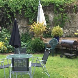 Cottage Sleeps 4 with Wifi