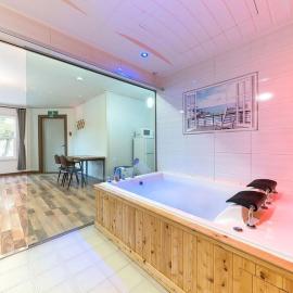 Gapyeong Ohneulharu Spa Pension Pet friendly, hotel u gradu Gapyeong