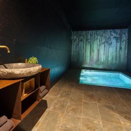 Saint-Martial-sur-Né에 위치한 호텔 SUITE TESORO avec piscine spa hammam et jardin