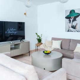 Apartments with Pool 5 Min Walk to Beach