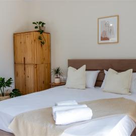 Elyris Apartments