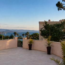 Villa Panorama Bandol Port & Plage à Pied, hotel in Bandol