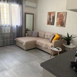 Olympia's Guest House, hotel in Volos