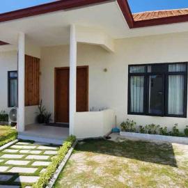 Anona Beachfront Villa, hotel in Filadu