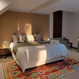 The Purple Plum Tree, hotel di Wellington