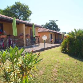 Palmiers 1, hotel in Barbotan-les-Thermes