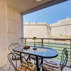 Birgu Waterfront 3BR - Fort St Angelo - Sleeps 6