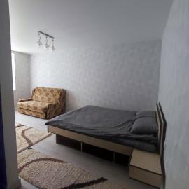 Rîbnița Studio Apartment - Michurina 39, хотел в Rezina