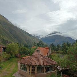 Mrs Sapo Chalets, hotel in Urubamba