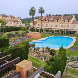 Residencial Augusta, viešbutis mieste Islantilla