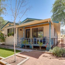 Payson Summer Getaway w/ Backyard