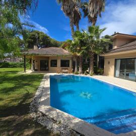 시체스에 위치한 호텔 Villa Terramar by Hello Homes Sitges