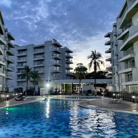 Apartamento Melgar piscinas,vistas y club house