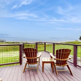 Mendocino Oceanfront Home - Hot Tub & BBQ, hotelli kohteessa Mendocino