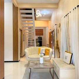 Tafufu Villa Tumpak Sewu, hotel in Sumberbopong
