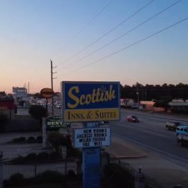 Scottish Inn & Suites IAH West, hotel em Westfield