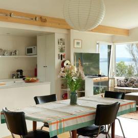 Artist's Beach House - Waterfront: Murdunna şehrinde bir otel