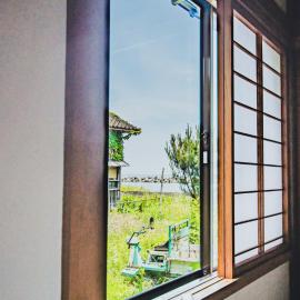 海まで10秒の隠れ家 Sea Side 椿 -はなれ- 1日1組限定のプライベート古民家 釣りを独り占め, Hotel in Sado