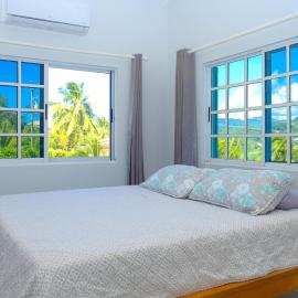 Spacious Apartment Mountain & Sea Views