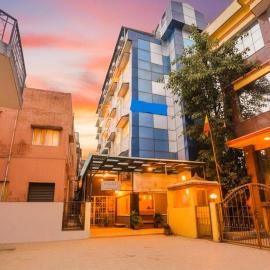 HOTEL SAVI iNN NEAR BENGALURU PALACE