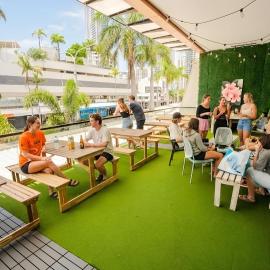 Tequila Sunrise Hostel Surfers Paradise, hotel in Gold Coast