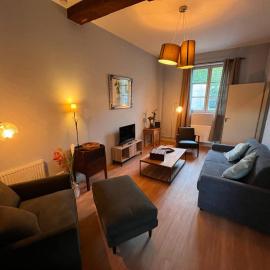32-La Place To Be, hotell sihtkohas Senlis
