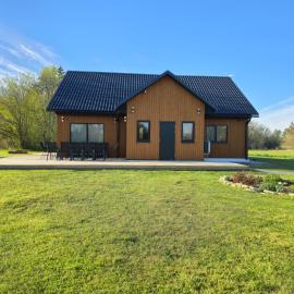 Rauna Puhkemaja, hotel em Haeska