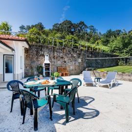 Casa da Leira with Garden