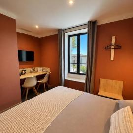 Côté Nuit, Hotel in Capestang