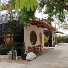 เซนเซย์เวลเนส, hotel in San Sai