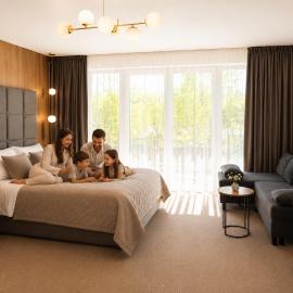 Resort Eden Premium Sauna, jacuzzi, hotel in Jastrzębia Góra