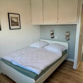 Haus Lith - Ferienwohnung Strandläufer, hotel in Nordstrand