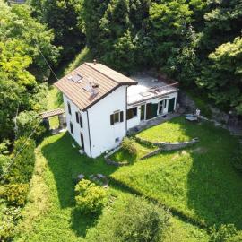 Villa Caterina, hotel din Perledo