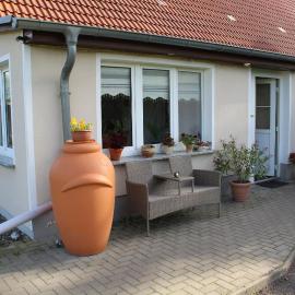 Ferienwohnung "Feldblick" Schuhmacher، فندق في Gützkow